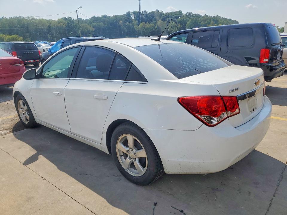 Photo 2 from auction – 2014 CHEVROLET CRUZE with VIN 1G1PC5SBXE7280633