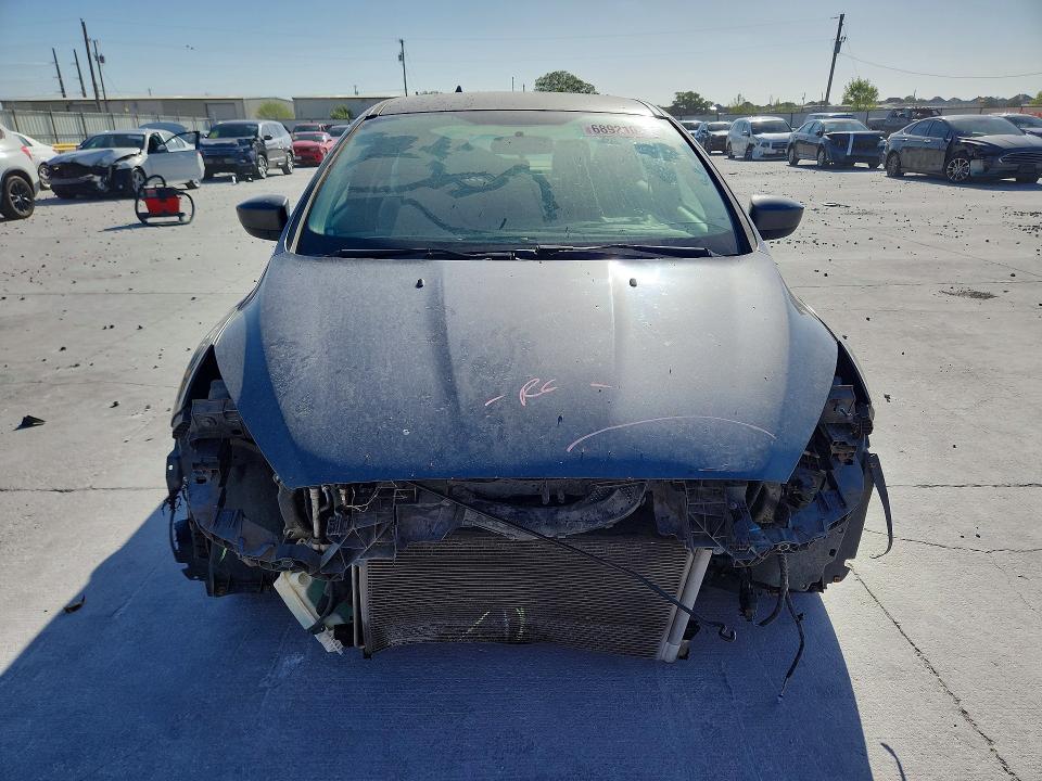Photo 5 from auction – 2018 FORD FOCUS with VIN 1FADP3F27JL207224