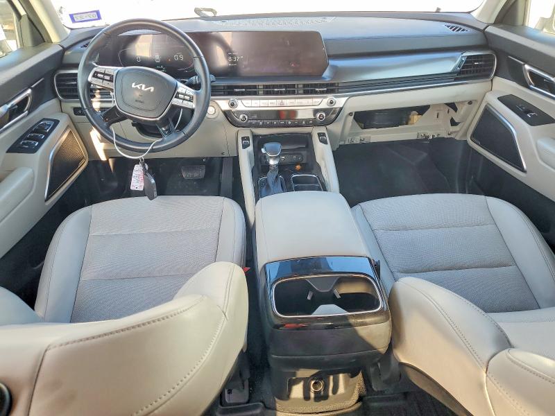 Photo 8 from auction – 2023 KIA TELLURIDE with VIN 5XYP64GC2PG351677
