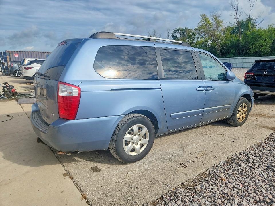 Photo 3 from auction – 2008 KIA SEDONA with VIN KNDMB233586250971