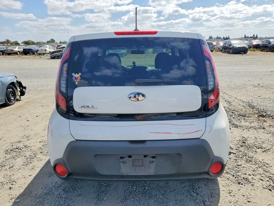 Снимка 6 от търг – 2014 KIA SOUL с VIN KNDJN2A29E7059306