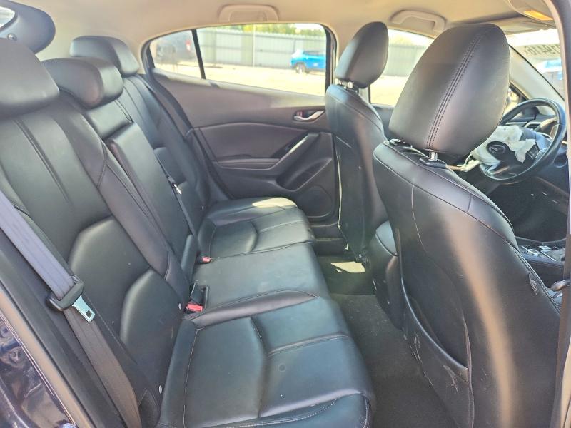 Photo 10 from auction – 2018 MAZDA 3 with VIN 3MZBN1L33JM204194