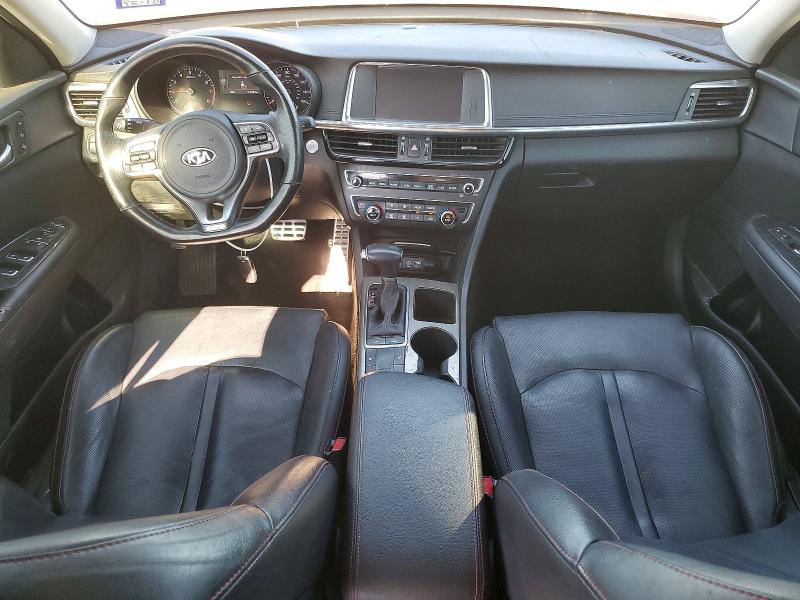 Photo 8 from auction – 2017 KIA OPTIMA with VIN 5XXGW4L24HG147336