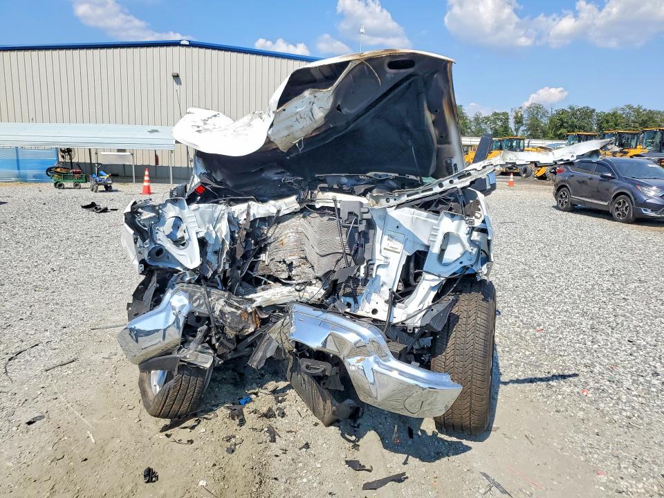 Photo 5 from auction – 2026 CHEVROLET SILVERADO with VIN 2GCUKGED2T1103719