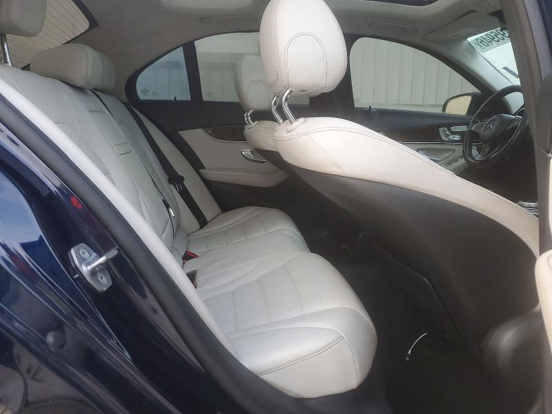 Снимка 10 от търг – 2017 MERCEDES-BENZ C с VIN 55SWF4JB4HU220270