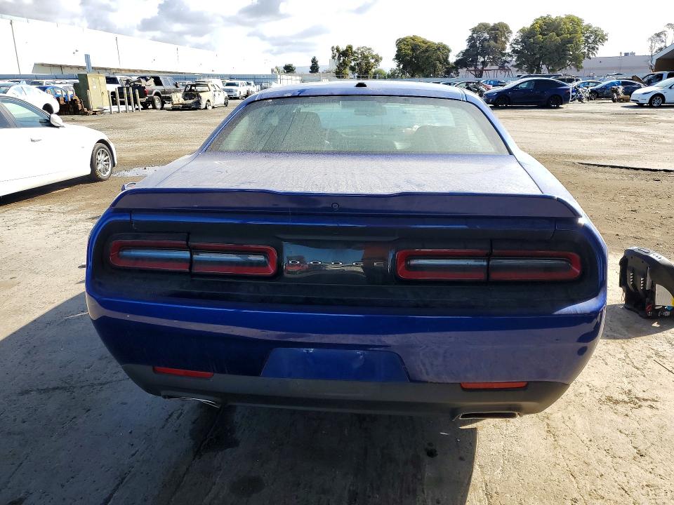 Photo 6 from auction – 2020 DODGE CHALLENGER with VIN 2C3CDZAG1LH243838