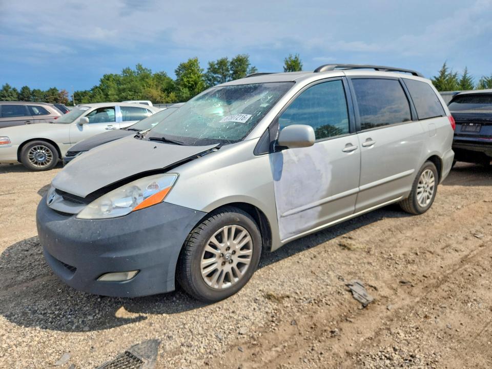 TOYOTA SIENNA 2007 with VIN 5TDZK22C47S041209 - Photo from auction