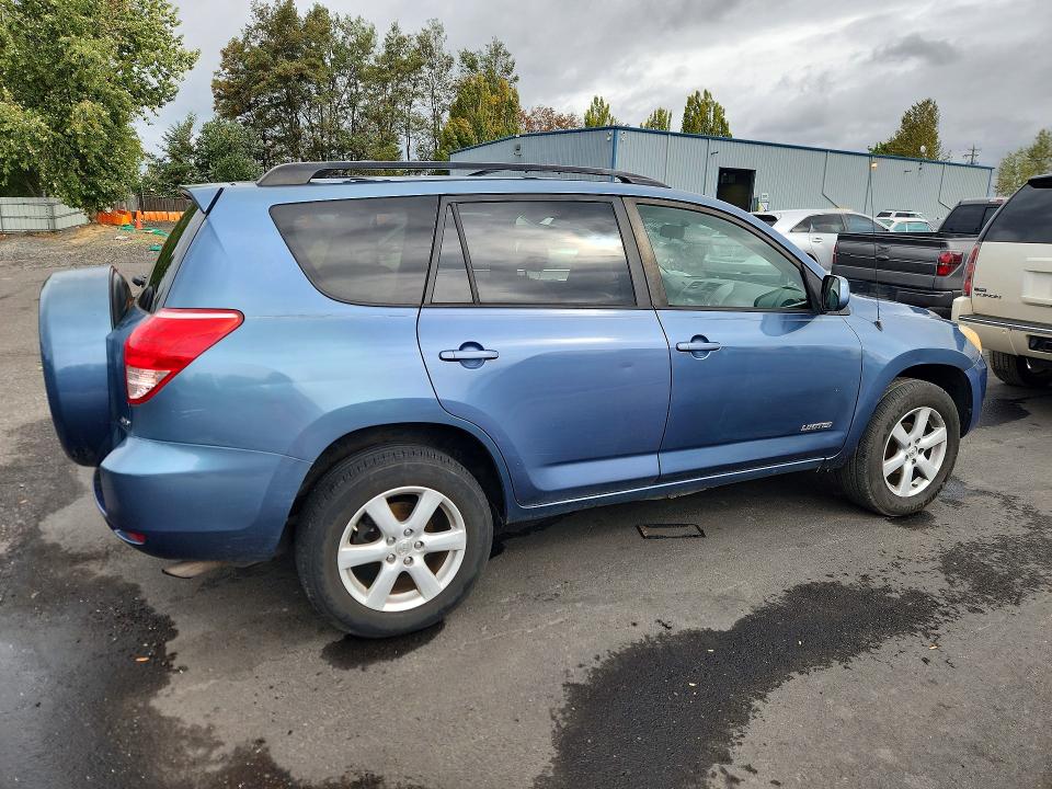 Photo 3 from auction – 2006 TOYOTA RAV4 with VIN JTMBD31V765016538