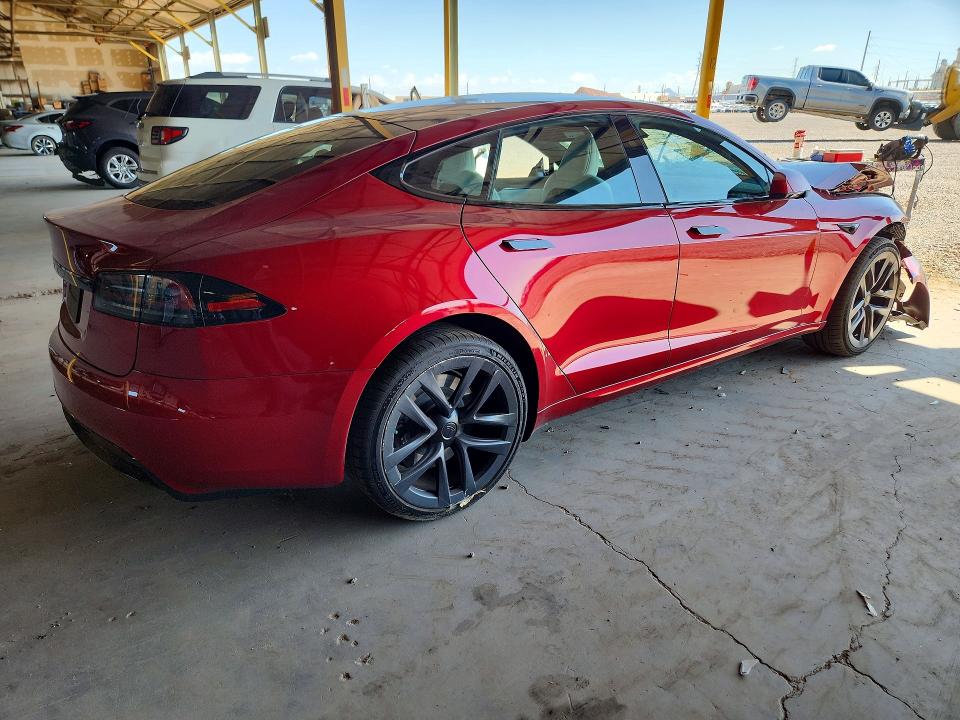 Zdjęcie 3 z aukcji – 2024 TESLA MODEL S z VIN 5YJSA1E56RF539558
