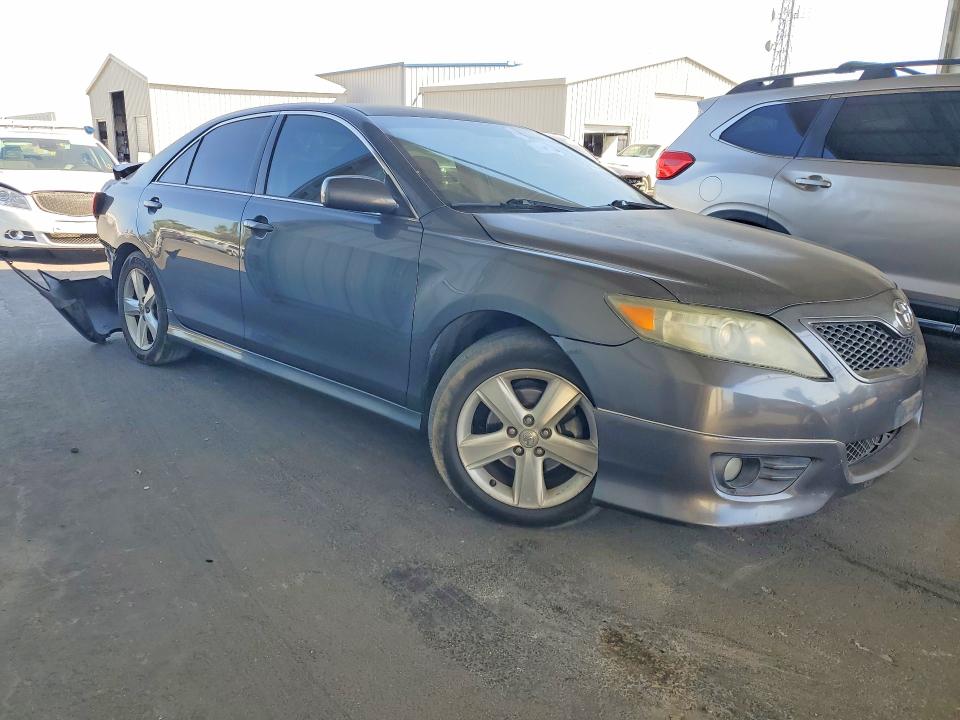Photo 4 from auction – 2010 TOYOTA CAMRY with VIN 4T1BF3EK4AU110199