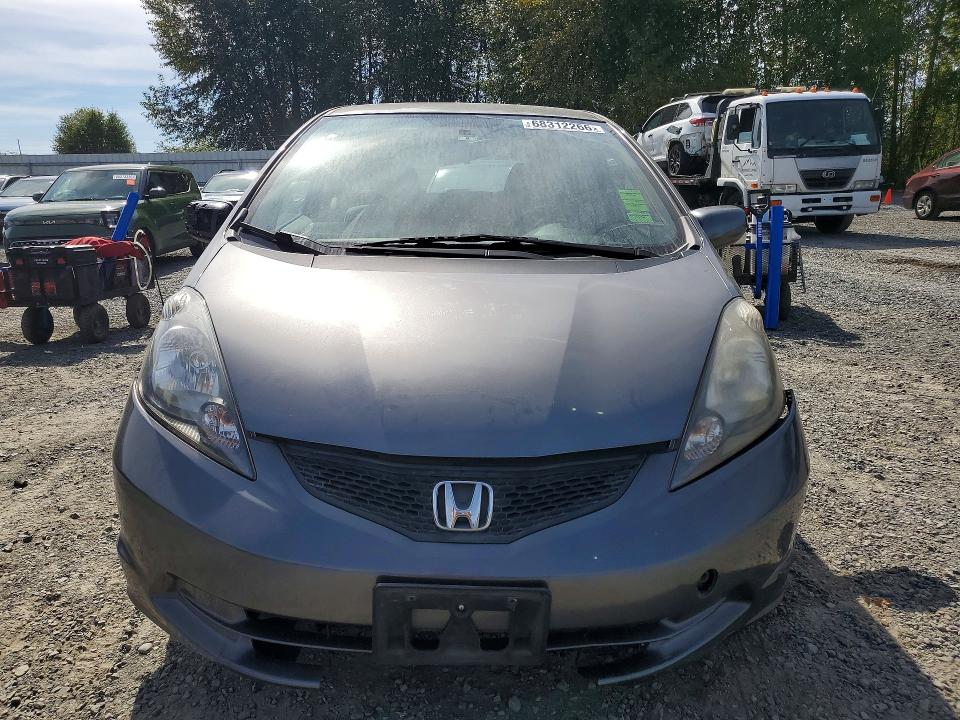 Снимка 5 от търг – 2013 HONDA FIT с VIN JHMGE8H37DC082566