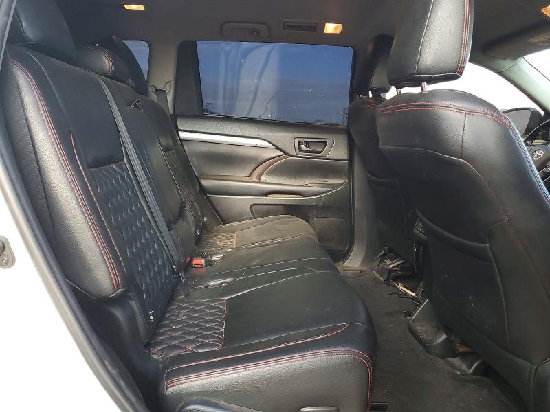 Photo 10 from auction – 2019 TOYOTA HIGHLANDER with VIN 5TDZZRFH7KS345329