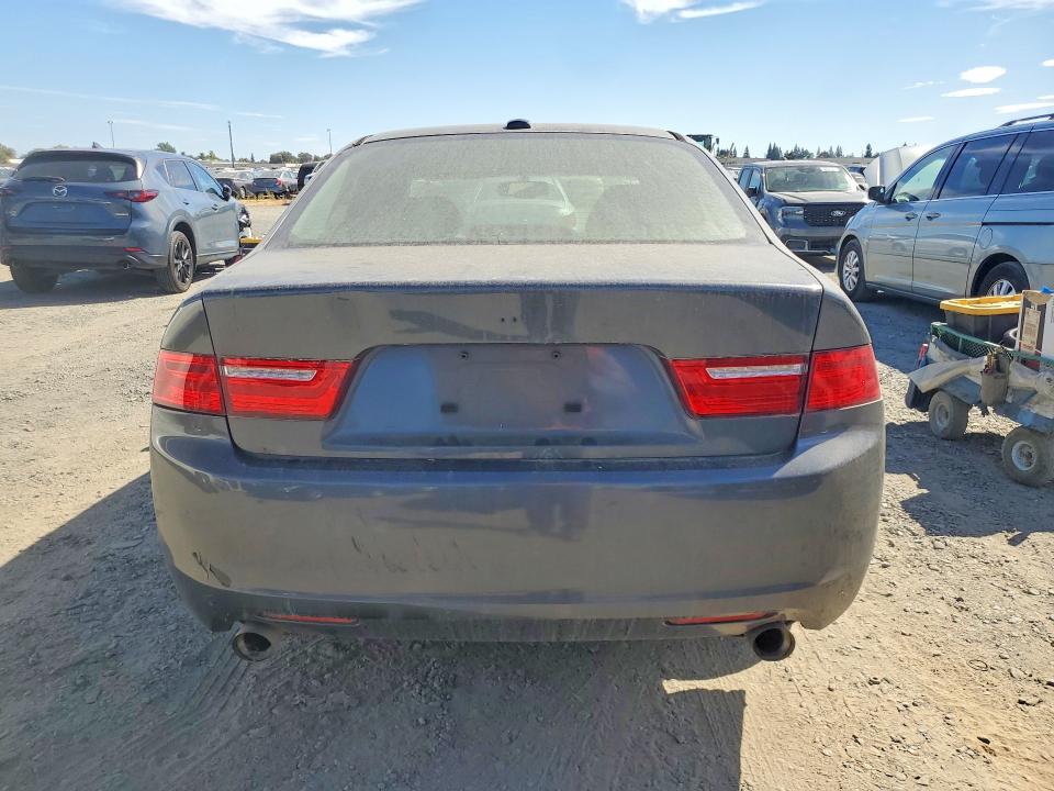 Photo 6 from auction – 2005 ACURA TSX with VIN JH4CL96955C003639