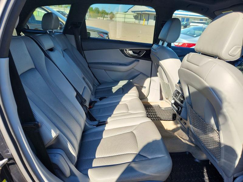 Photo 11 from auction – 2018 AUDI Q7 with VIN WA1VAAF7XJD013615