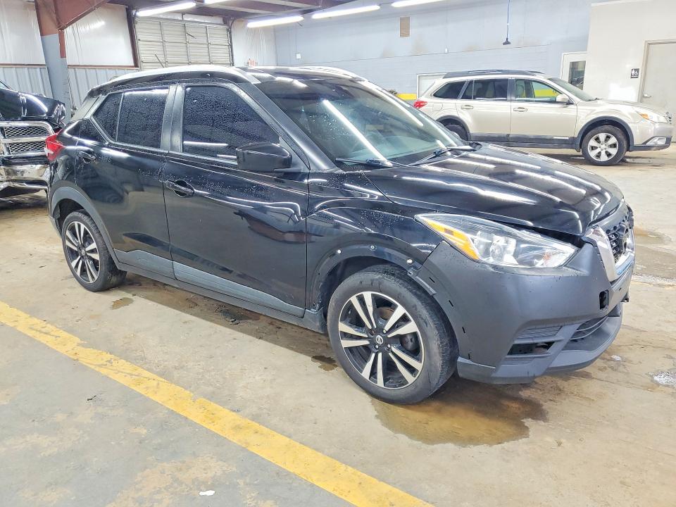 Снимка 4 от търг – 2020 NISSAN KICKS с VIN 3N1CP5CV1LL539105