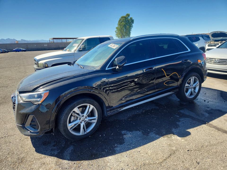 AUDI Q3 2021 с VIN WA1DECF36M1014808 - Фото с аукциона