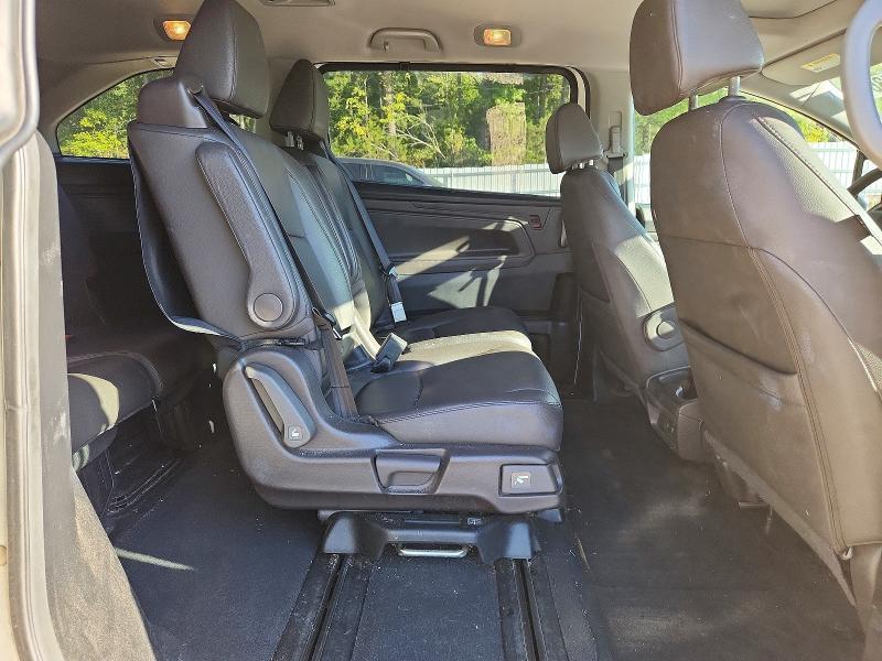 Photo 11 from auction – 2019 HONDA ODYSSEY with VIN 5FNRL6H79KB030282