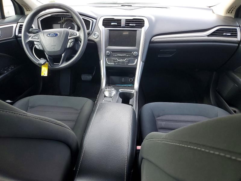 Photo 8 from auction – 2017 FORD FUSION with VIN 3FA6P0HD1HR342586