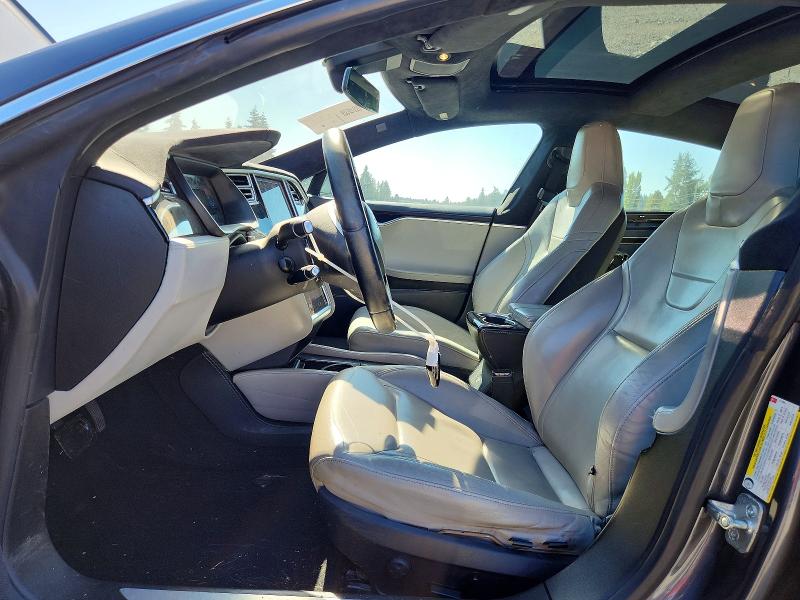 صورة رقم 7 من المزاد - 2015 TESLA MODEL S مع VIN 5YJSA1E28FF111394