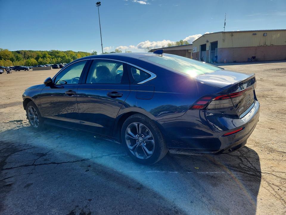 Снимка 2 от търг – 2024 HONDA ACCORD с VIN 1HGCY2F62RA088958