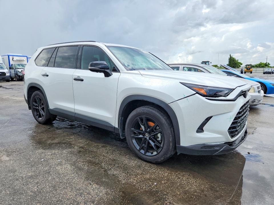 Снимка 4 от търг – 2026 TOYOTA GRAND HIGHLANDER HYBRID с VIN 5TDACAB52TS090845