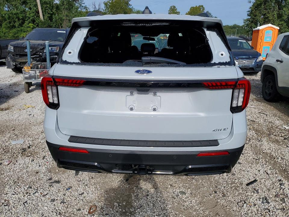Zdjęcie 6 z aukcji – 2026 FORD EXPLORER z VIN 1FMUK8KH6TGB79052