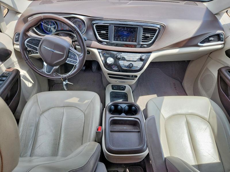 Photo 8 from auction – 2018 CHRYSLER PACIFICA with VIN 2C4RC1BG8JR142005