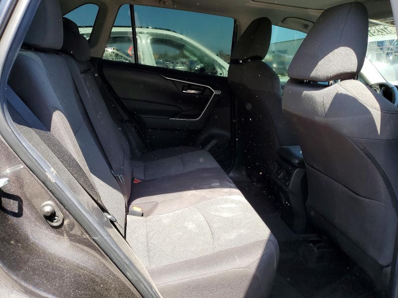 Photo 11 from auction – 2021 TOYOTA RAV4 with VIN 2T3W1RFV3MC169690