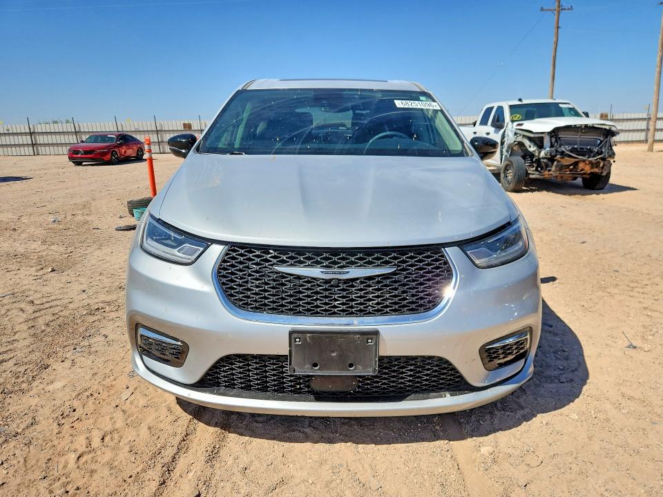 Снимка 5 от търг – 2024 CHRYSLER PACIFICA с VIN 2C4RC1GG6RR124204