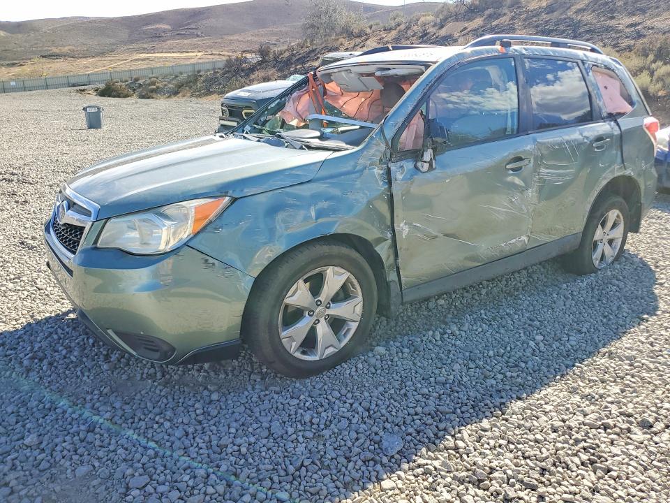 SUBARU FORESTER 2015 con VIN JF2SJADC8FH523553 - Foto de la subasta