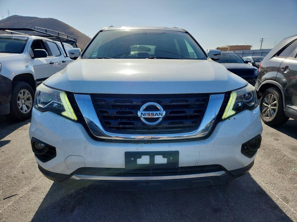 Photo 5 from auction – 2018 NISSAN PATHFINDER with VIN 5N1DR2MM1JC671138