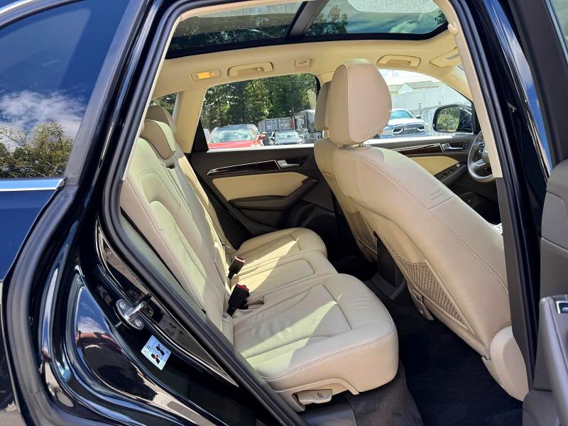 Foto 10 de la subasta – 2016 AUDI Q5 con VIN WA1C2AFP5GA005520