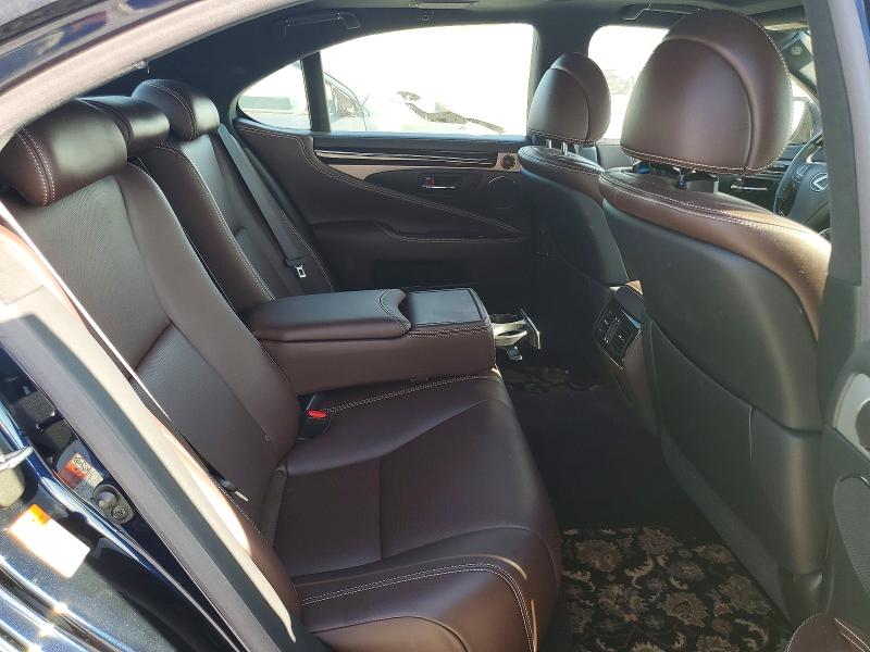 Photo 10 from auction – 2017 LEXUS LS with VIN JTHBL5EF4H5144304