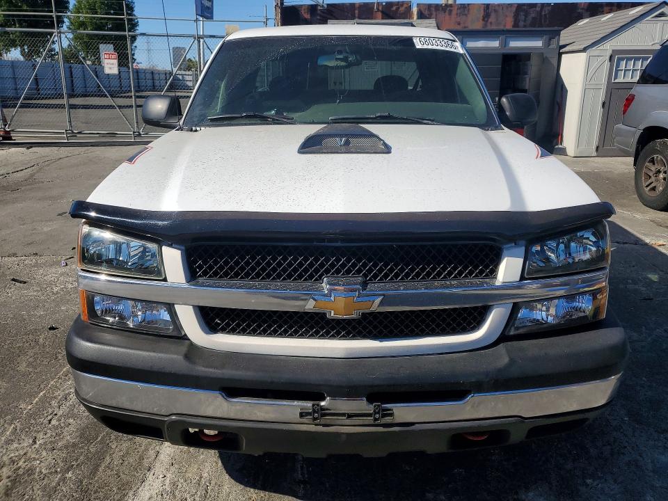 Снимка 5 от търг – 2004 CHEVROLET SILVERADO с VIN 1GCEC19X94Z217051