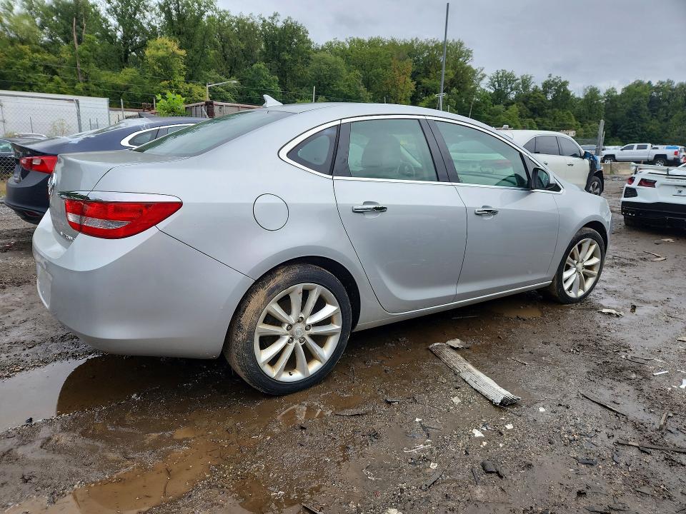 Photo 3 from auction – 2012 BUICK VERANO with VIN 1G4PP5SK6C4219611