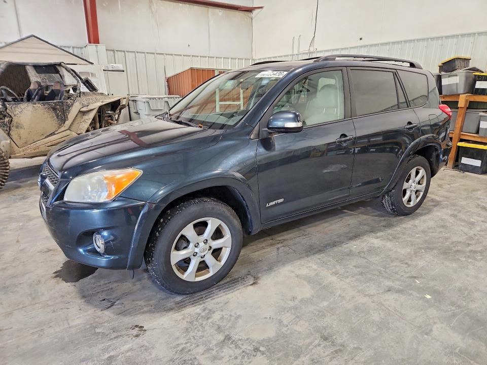 TOYOTA RAV4 2011 с VIN 2T3DF4DV6BW093618 - Снимка от търг