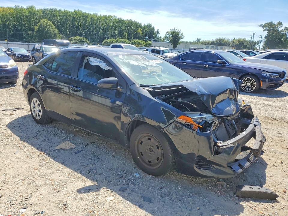 Снимка 4 от търг – 2017 TOYOTA COROLLA с VIN 2T1BURHE8HC948164