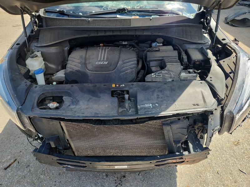 Photo 12 from auction – 2016 KIA SORENTO with VIN 5XYPK4A57GG121820