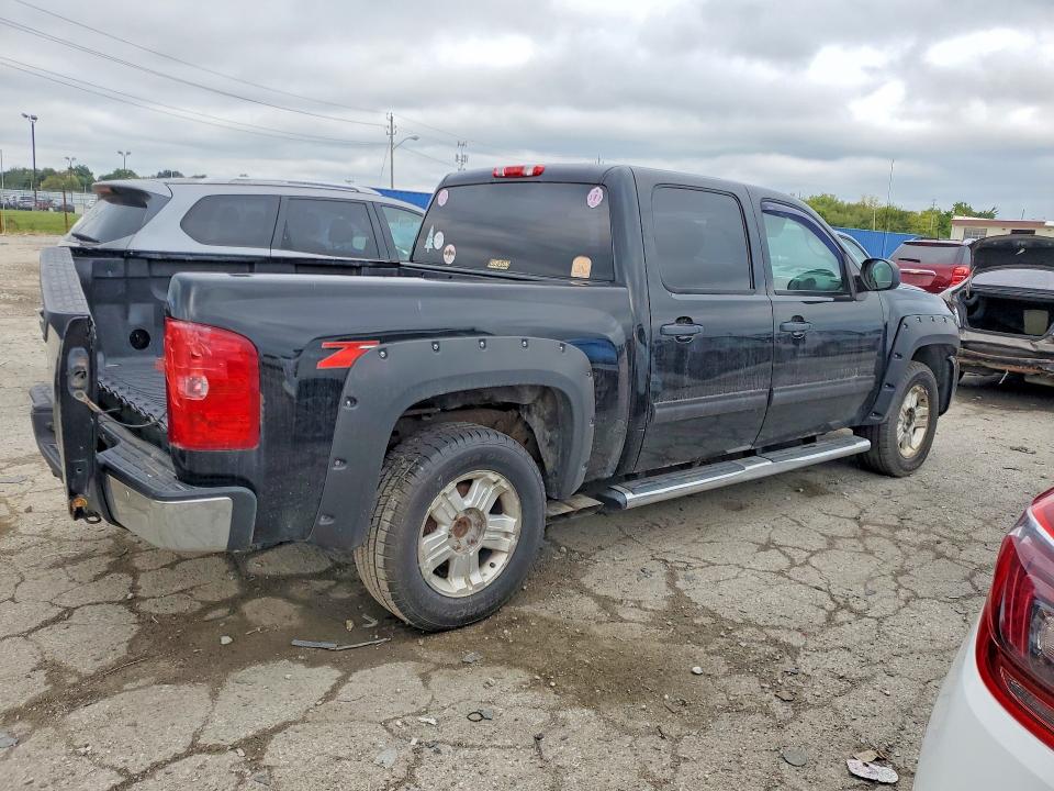 Photo 3 from auction – 2010 CHEVROLET SILVERADO with VIN 3GCRKSE38AG127656