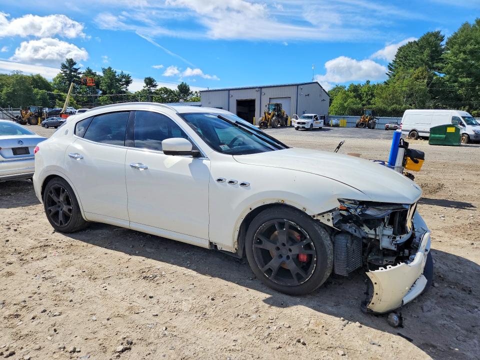 صورة رقم 4 من المزاد - 2017 MASERATI LEVANTE مع VIN ZN661XUS0HX220249