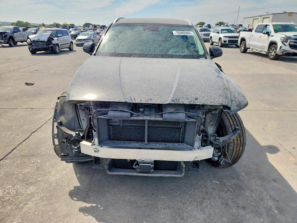 Photo 5 from auction – 2023 GENESIS GV80 with VIN KMUHCESCXPU119091