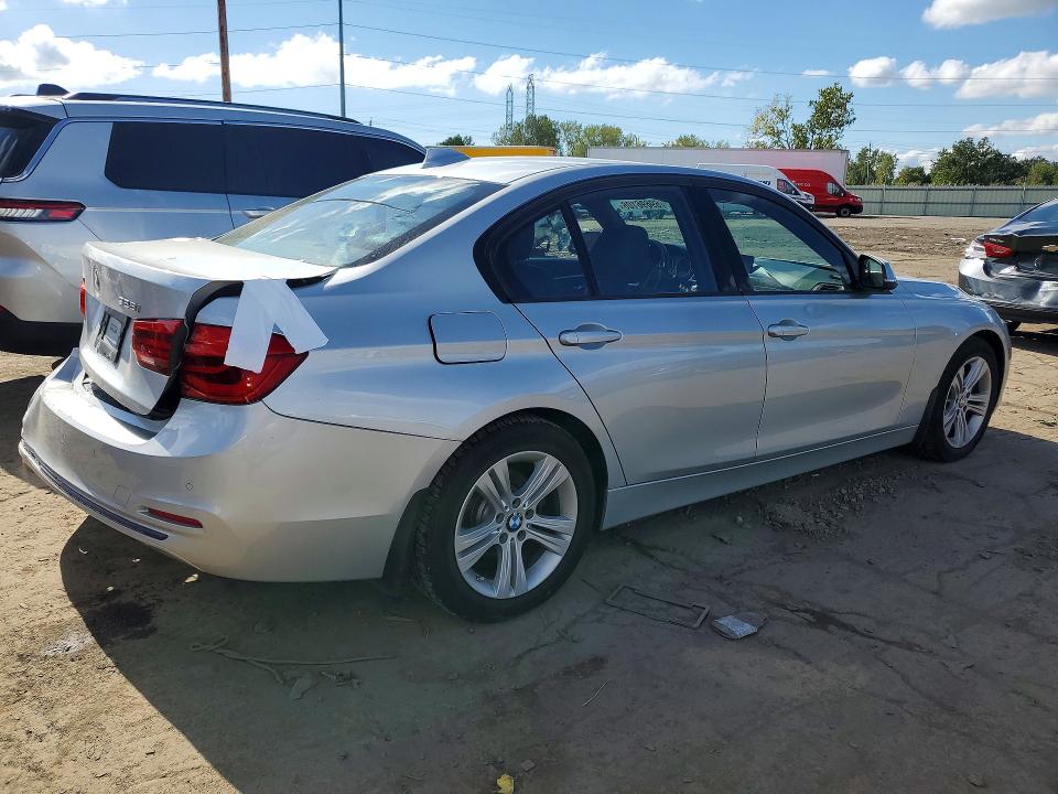 Снимка 3 от търг – 2016 BMW 328 с VIN WBA8E3C53GK501313