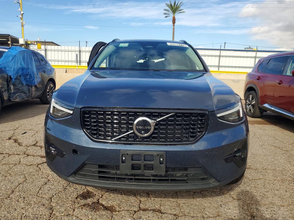 صورة رقم 5 من المزاد - 2026 VOLVO XC40 مع VIN YV4L12UCXT2814625