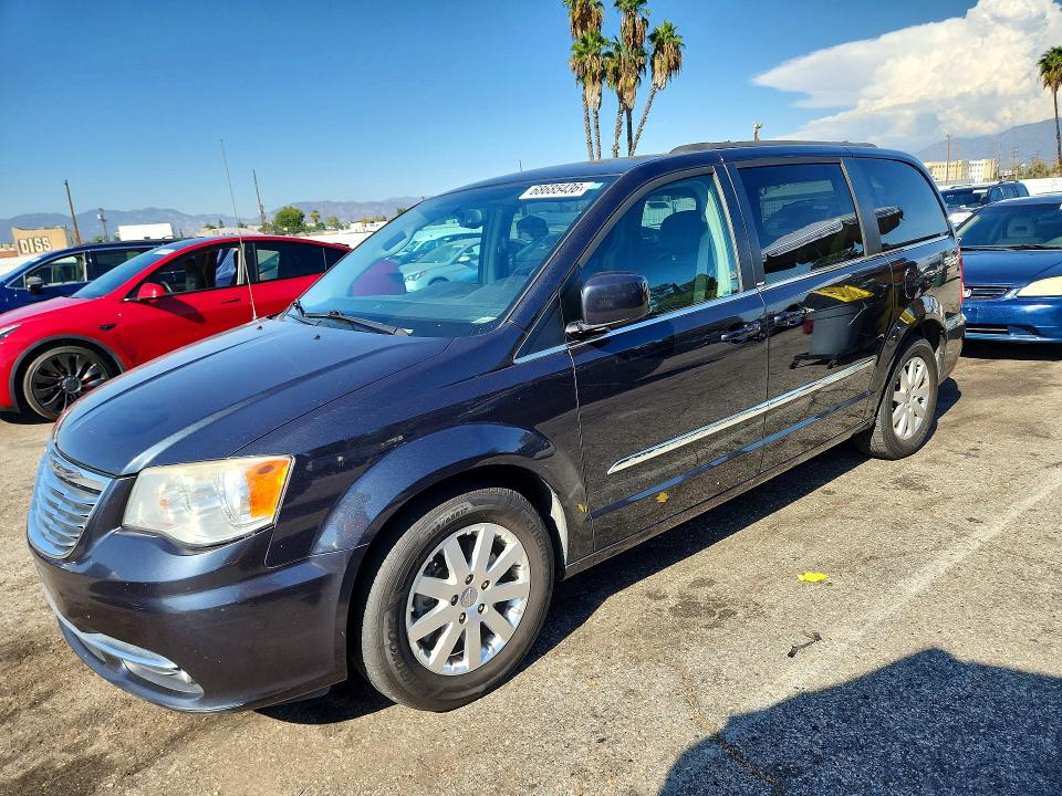2014 CHRYSLER TOWN & COUNTRY - Търг №68685436