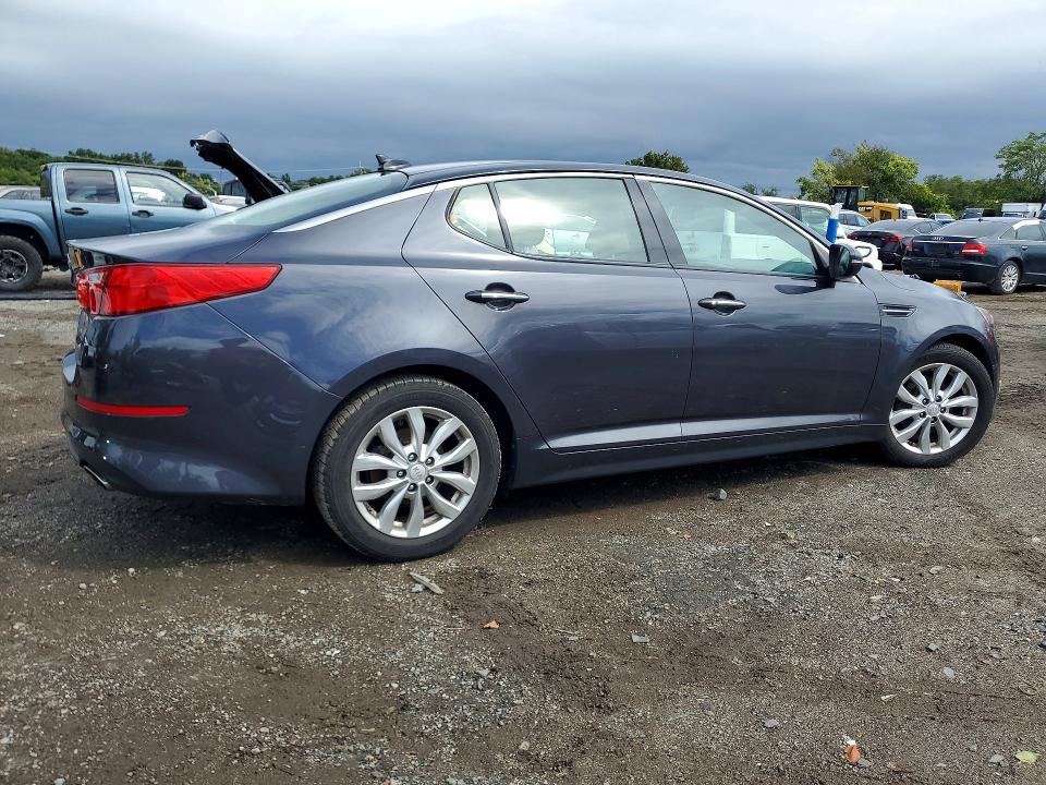 Photo 3 from auction – 2015 KIA OPTIMA with VIN 5XXGN4A76FG447099