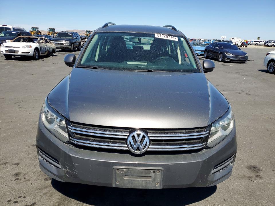 Photo 5 from auction – 2018 VOLKSWAGEN TIGUAN LIMITED with VIN WVGAV7AXXJK002351