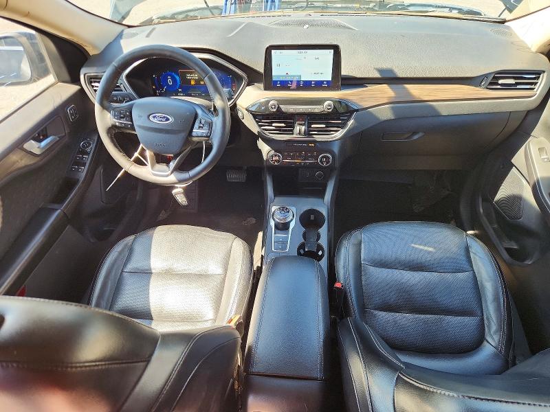 Photo 8 from auction – 2020 FORD ESCAPE with VIN 1FMCU9J97LUB15691