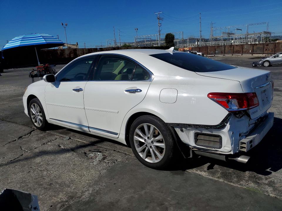 Photo 2 from auction – 2010 LEXUS ES with VIN JTHBK1EGXA2387837