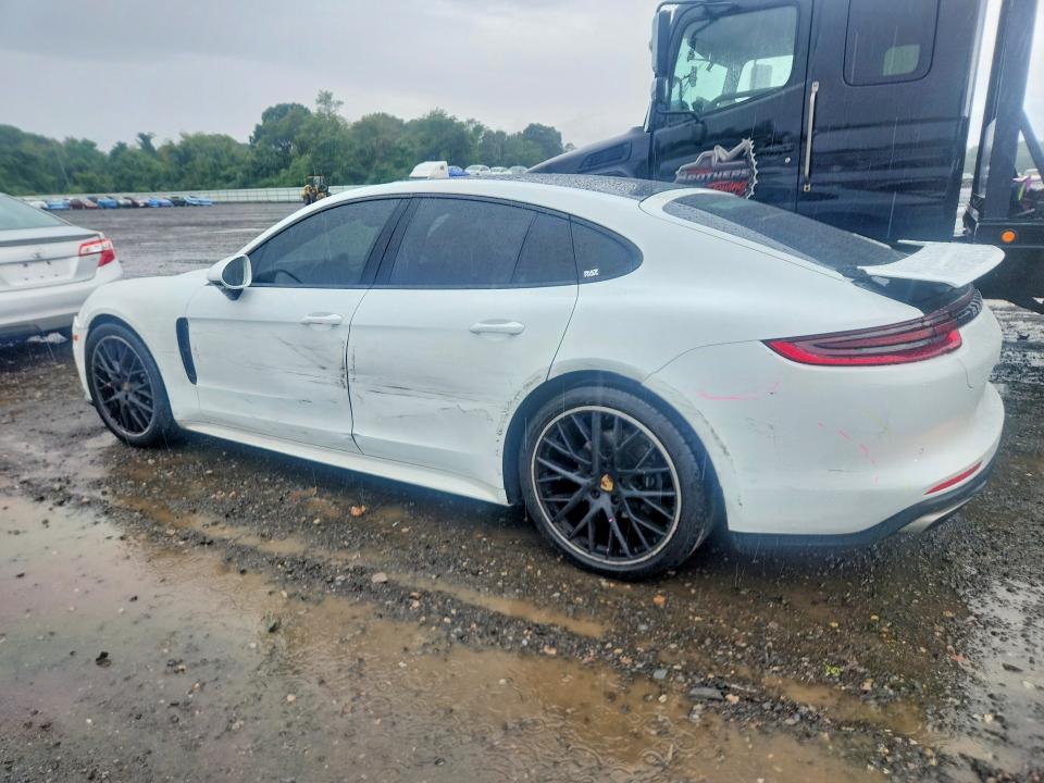 Photo 2 from auction – 2018 PORSCHE PANAMERA with VIN WP0AA2A79JL100512