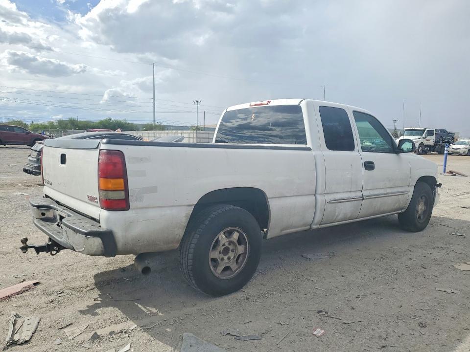 Photo 3 from auction – 2003 GMC NEW SIERRA with VIN 2GTEC19T631324448